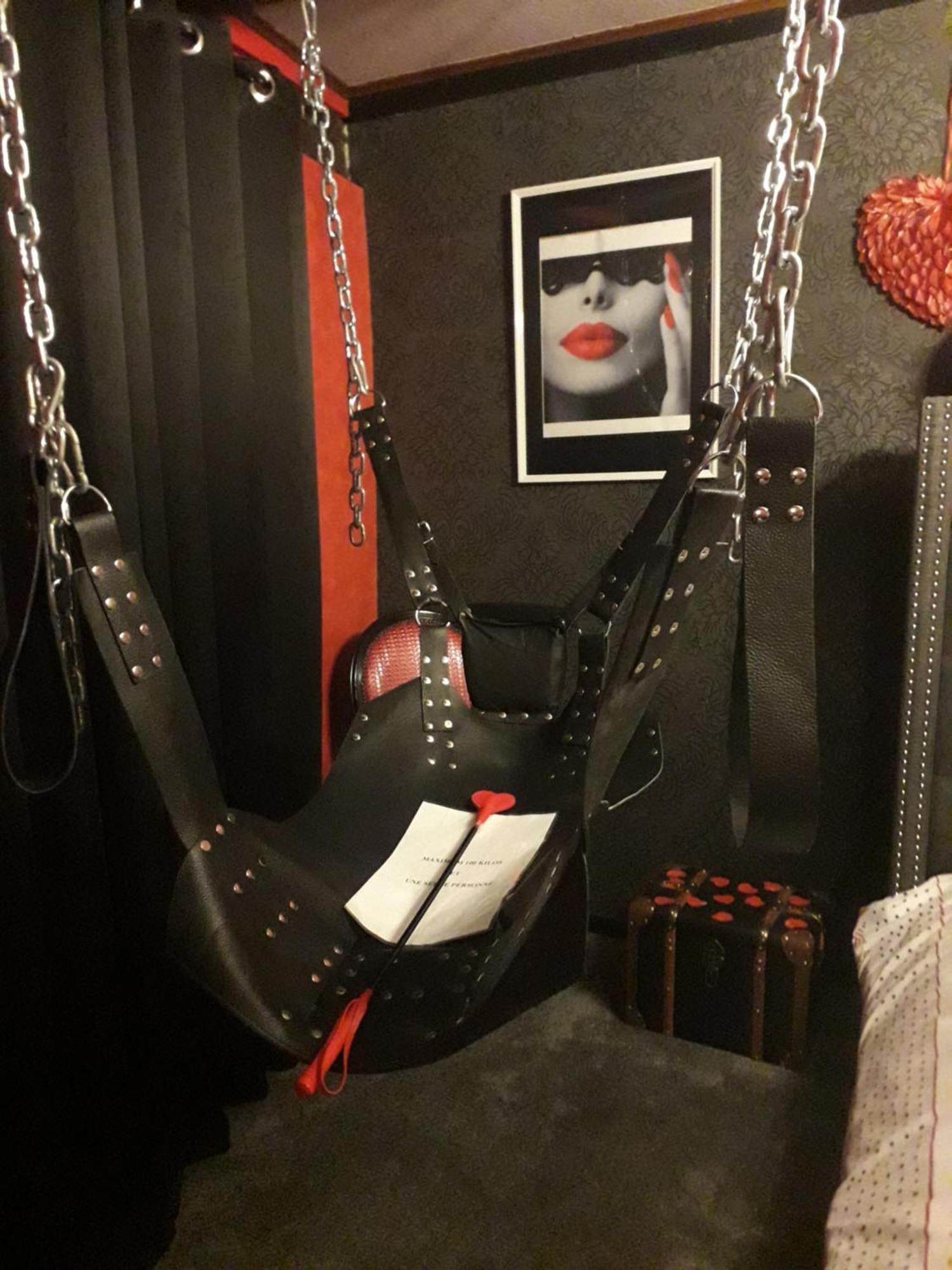 Love Room Le Rouge Et Noir Barr Extérieur photo